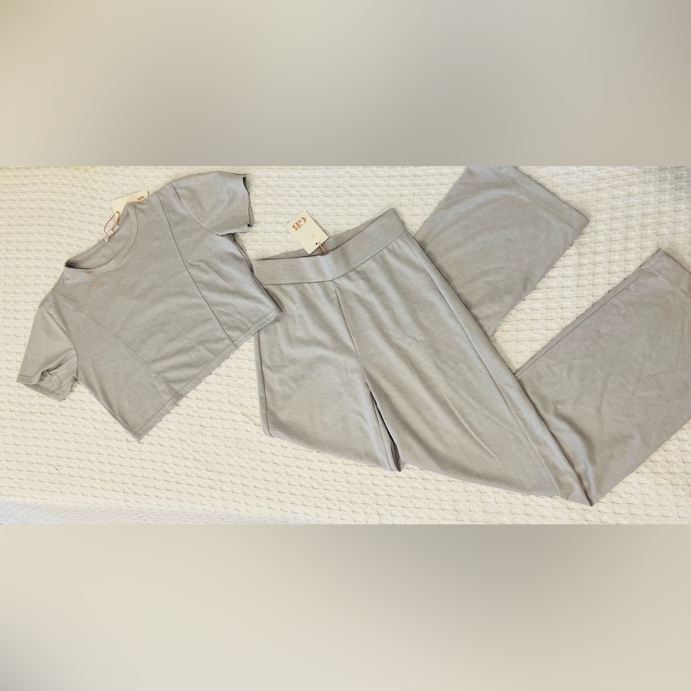 GB 2 Piece Set Shirt Size M , Pants Size S Grey New with Tag #6